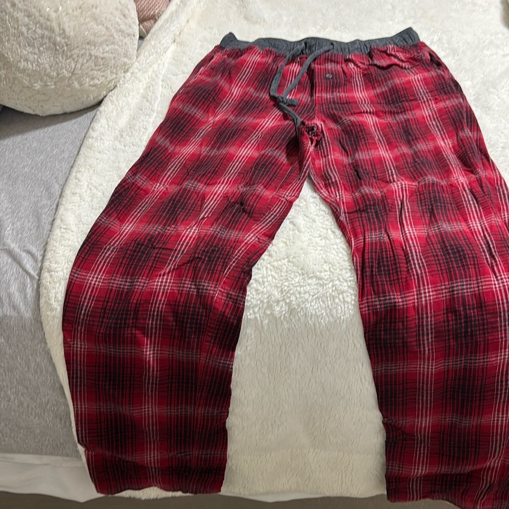 Men’s small lounge on pant size small plaid red